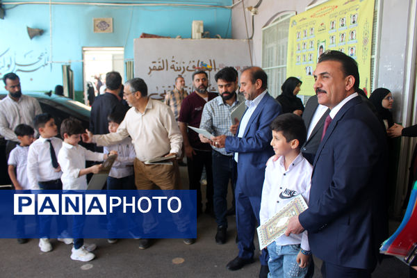 بازدید وزیر آموزش و پرورش عراق از یک مدرسه در قم
