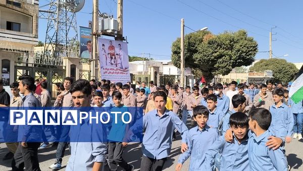مردم شهرستان چرداول کفن پوشان جنایات رژیم صهیونیستی در غزه و لبنان را محکوم کردند