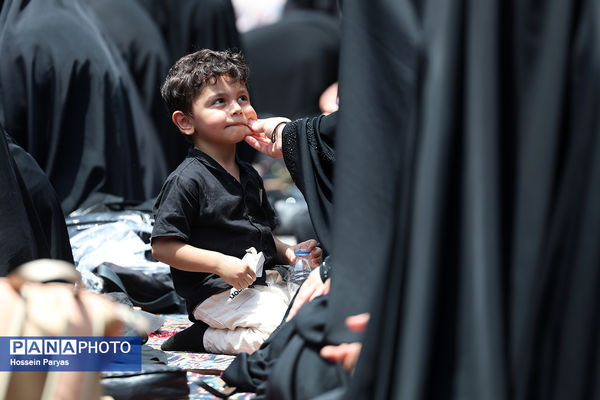 عاشورای حسینی در دانشگاه تهران