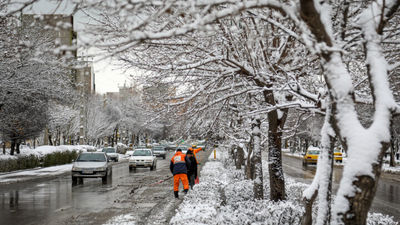 ادامه فعالیت سامانه بارشی در کشور / بارش برف و باران در برخی استان‌ها