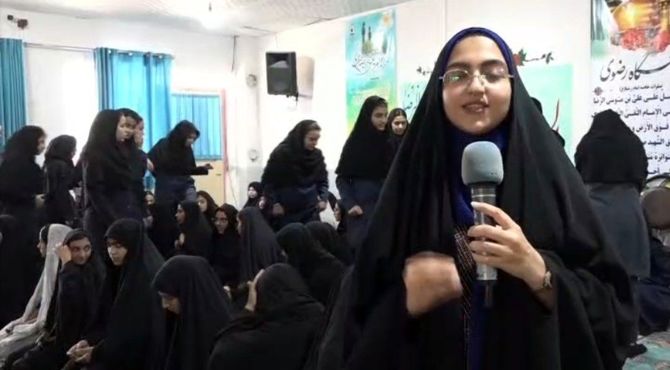 طنین گلبانگ مِهر و مُهر در دبیرستان فاطمیه بافق 