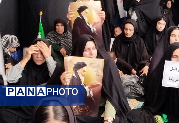 اجتماع بزرگ زینبیون در لردگان 