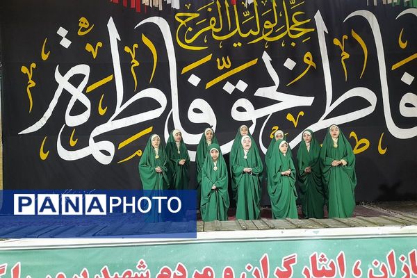 گلباران مزار شهدای ملارد با حضور مسئولان و خانواده‌های معظم شهدا 