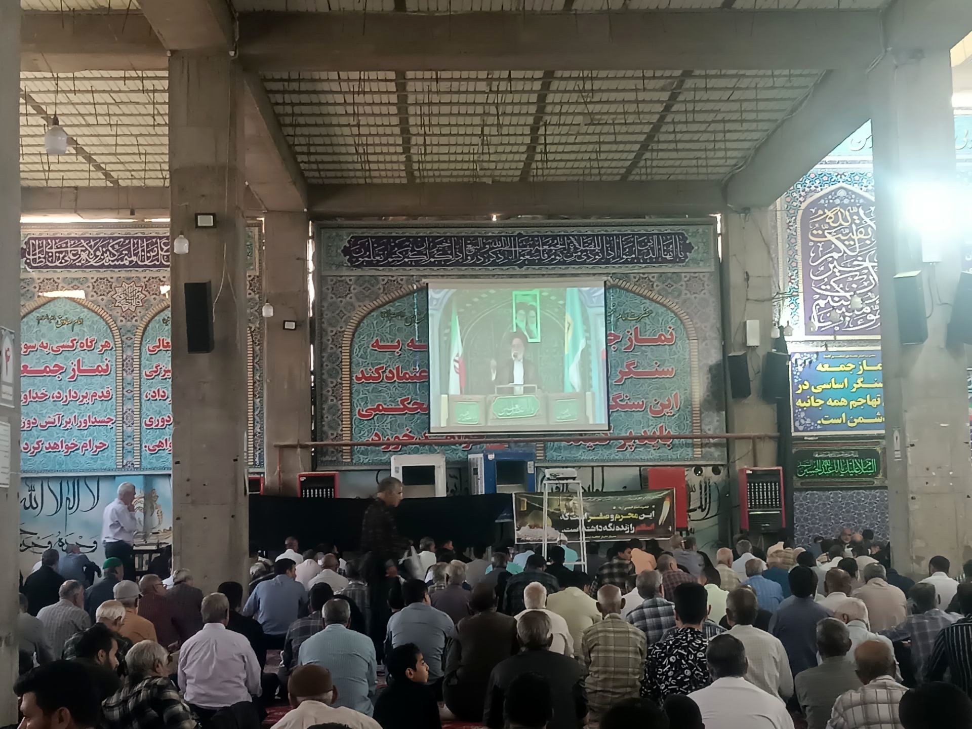 نماز جمعه در شهرستان نیشابور 