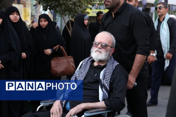 اعلام انزجار مردم قم از یاوه گویی‌های استکبار جهانی با راهپیمایی «عهد خون»