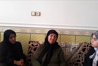 گفتگو با مردم روستای میدان خلف در خصوص خدمت رسانی به آن ها 
