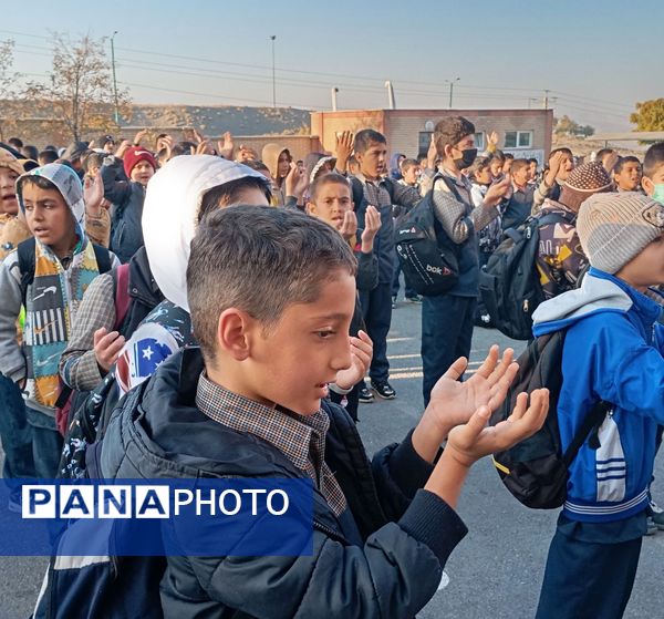 انفجار انرژی، صبح دبستان را پرشور کرد