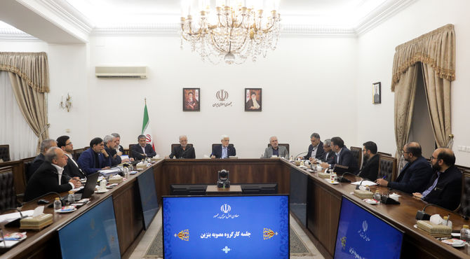 طرح بنزین دولت هیچ ارتباطی با طرح واردات بنزین سوپر ندارد/آمادگی دولت برای اصلاحات احتمالی در مصوبه بنزین به نفع مردم