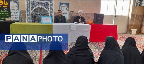 برگزاری تریبون آزاد در آموزشگاه مرحوم پاکدل خلیل آباد