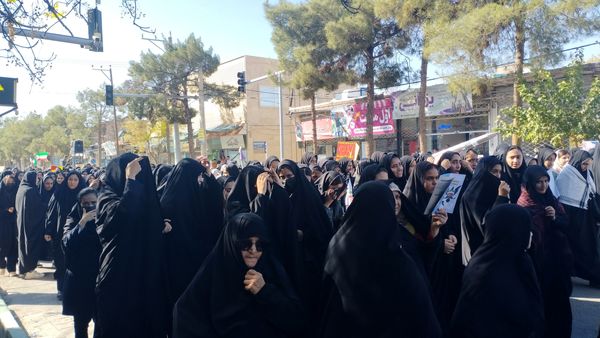 برگزاری راهپیمایی ۱۳ آبان در شهرستان خلیل‌آباد
