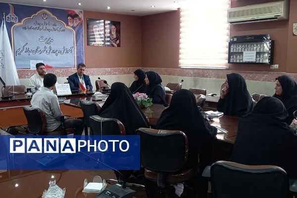آغاز دهمین کارگاه "یکشنبه‌های تربیتی" با محوریت آموزش مهارت جرات‌مندی در رباط‌کریم