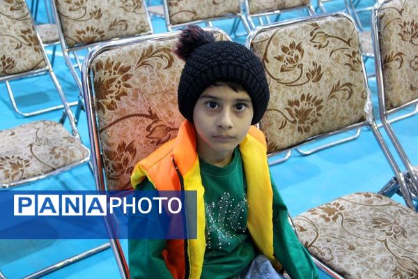 هر فرزند ، هدیه ای از بهشت  عنوان همایش جوانی جمعیت در شهرری 