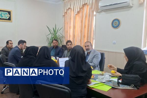 هم‌اندیشی مدیران و معاونان در مسیر تئاتر درسی