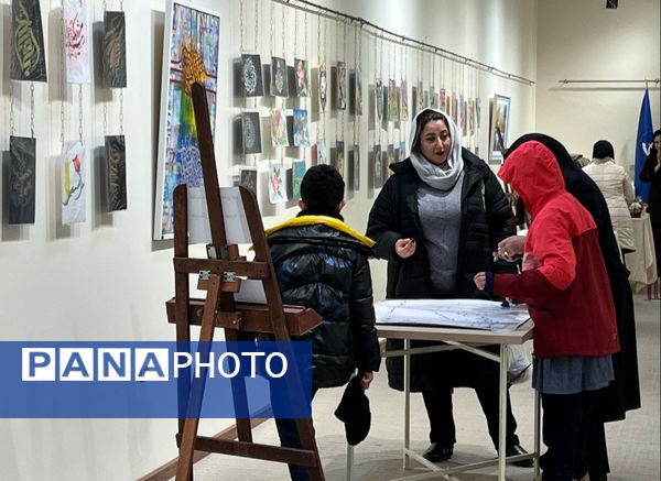 نمایشگاه پرسش مهر مدرسه قدسیه تبریز 