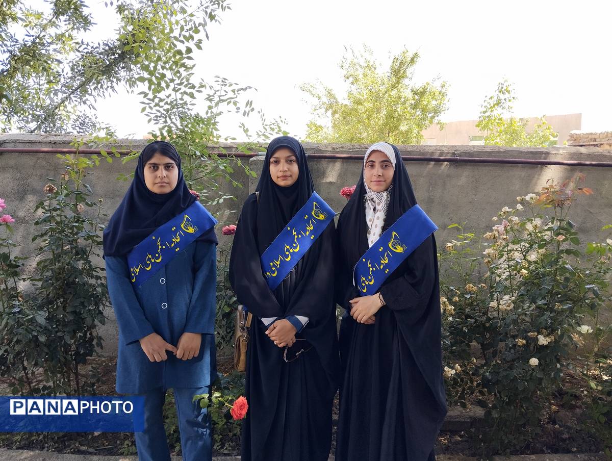 دیدار اعضای انجمن اسلامی هنرستان بصیرت آشخانه با همسر جانباز رسایی پور