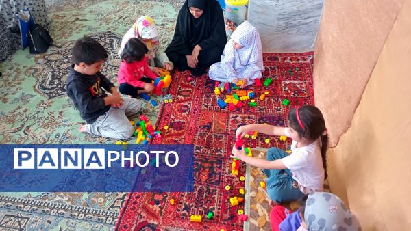 نماز جمعه با حضور دانش‌آموزان فعال بسیجی شهر بن