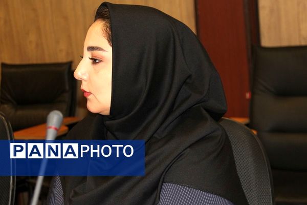 برگزاری کارگاه توانمندسازی مراقبین سلامت در بهارستان‌دو