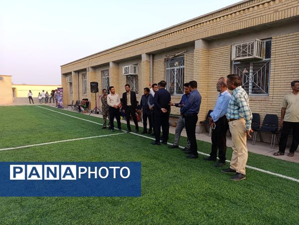 افتتاح زمین چمن مصنوعی آموزشگاه شهید مطهری مارم در فین