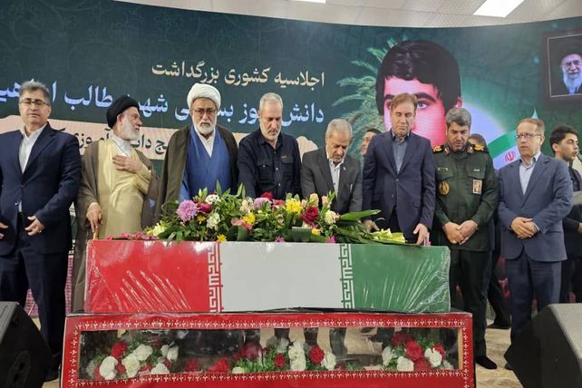 بندر دیر میزبان اجلاسیه ملی شهید شاخص دانش‌آموزی «طالب ابراهیمی»