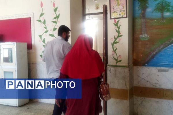 بازدید گروه جهادی از مدارس کم برخوردار ناحیه ۴ شیراز در جهت تحقق عدالت آموزشی 