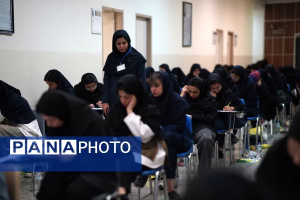 غوغای دانشگاه فردوسی مشهد در روز کنکور ۱۴۰۴