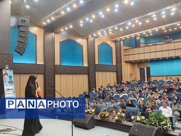 تقدیر از خبرنگاران فعال پانا و مقام‌آوران رویش شیراز