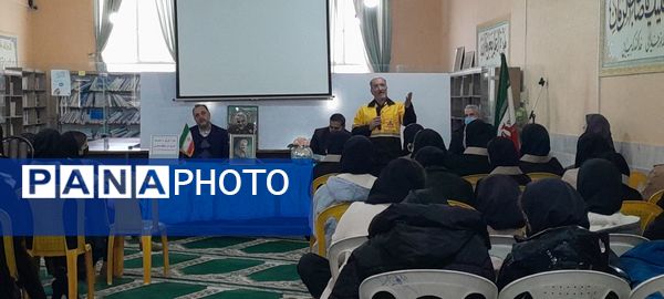 هم‌گرایی مسئولان و دانش‌آموزان ملایری برای ترویج فرهنگ بهینه‌سازی مصرف منابع