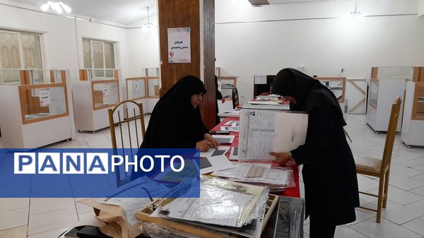 جمع‌آوری آثار چهل‌وسومین جشنواره فرهنگی و هنری فردا در البرز