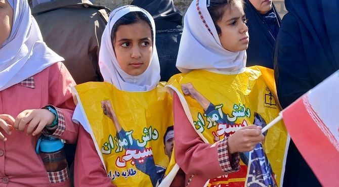 فریادهایی که ازمدرسه برخاست و طنین انداز شد