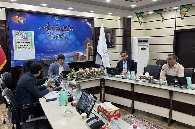 برنامه‌ریزی برای تقویت فعالیت‌های فرهنگی و تربیتی دانش‌آموزان در سال تحصیلی ۱۴۰۴ در بوشهر