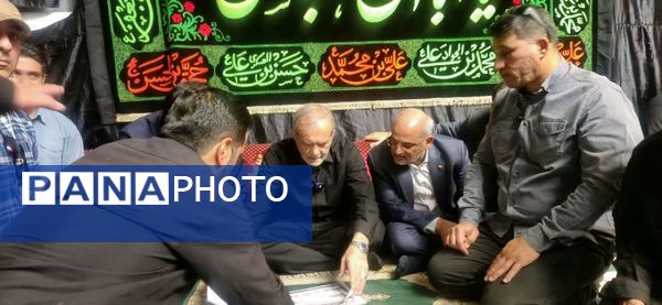 بازدید رئیس جمهور از مرکز مادر و دختری «حس خوب» در منطقه نیروگاه قم
