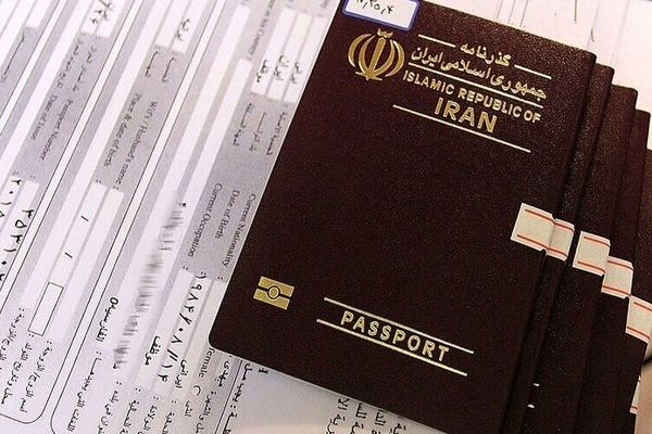 توزیع گذرنامه های زائران اربعین