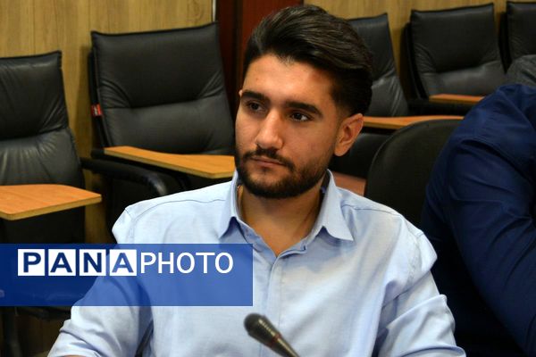 برگزاری جلسه توانمند سازی ویژه مشاوران جدیدالاورود در بهارستان دو