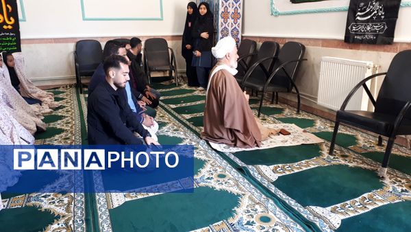 مسئولان اسدآباد «فرهنگ نماز» را در مدارس کلید زدند