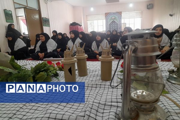 گرامیداشت یاد شهید سید حسن نصرالله در دبیرستان شاهد تکتم مشهد