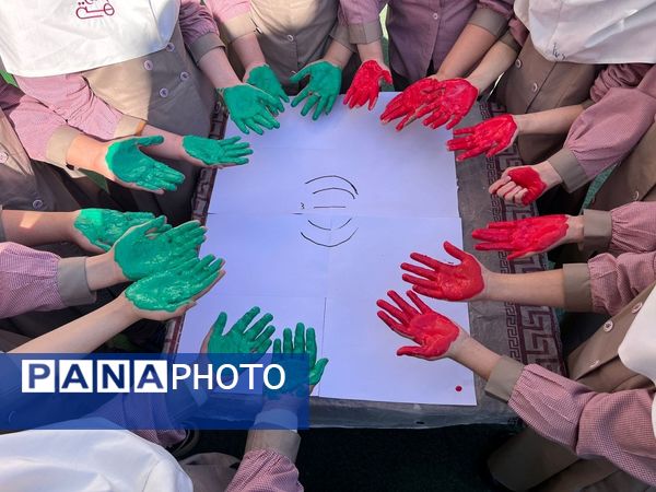 برگزاری فعالیت‌های دهه‌فجر در دبستان ارمغان هستی ناحیه 3 کرج 