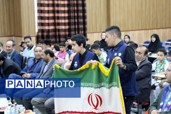 شروع تازه با شوت فوتبالیست‌های نوجوان 