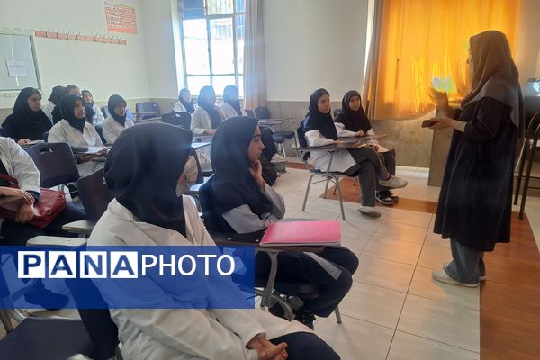 جشنواره خوارزمی فرصتی برای کشف استعدادهای دانش‌آموزان 