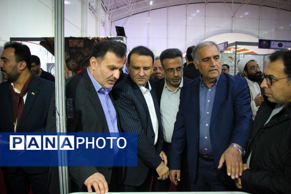 آغاز به‌کار نمایشگاه نوآوری و فناوری کاشان با ارائه دستاوردهای دانش‌آموزی