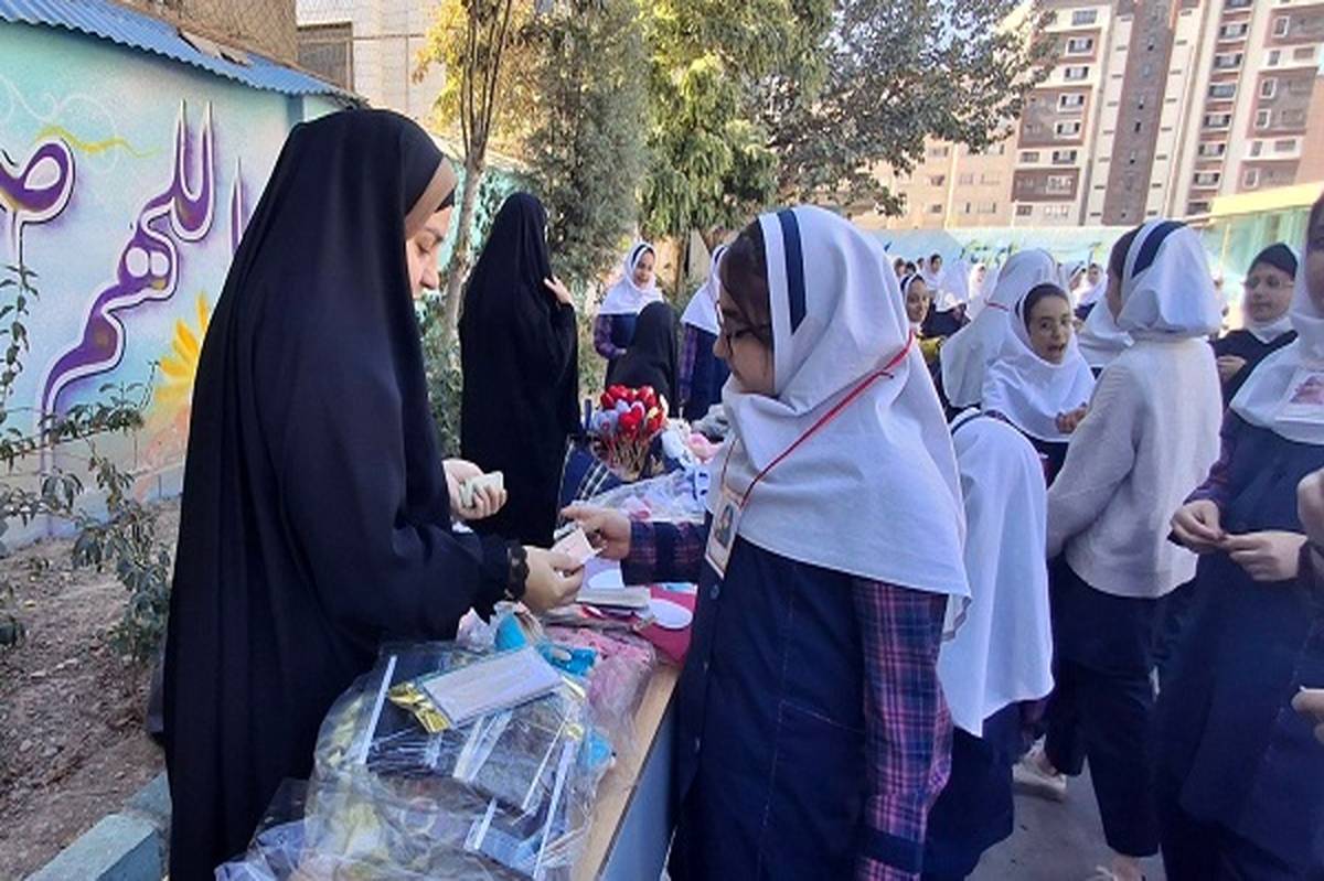 هدف بازارچه خیریه تقویت مشارکت اجتماعی و حمایت از دانش‌آموزان کم‌برخوردار  است