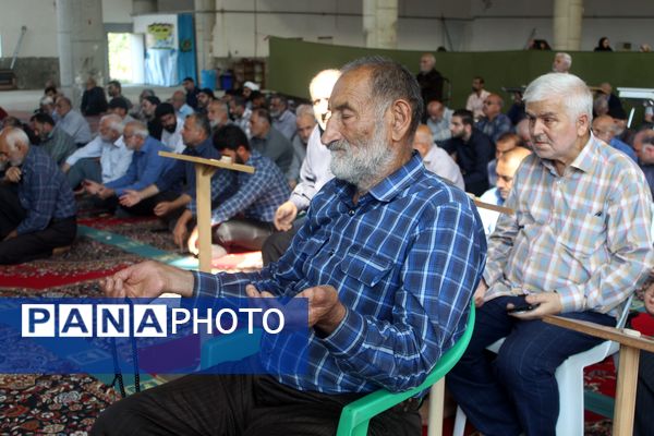 اقامه نماز جمعه در گلوگاه 