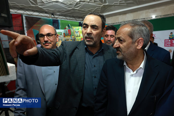 بازدید وزیر آموزش و پرورش از سی‌وششمین نمایشگاه بین‌المللی کتاب تهران 