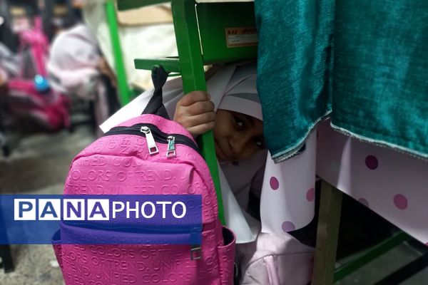 مانور زلزله در کلاس درس