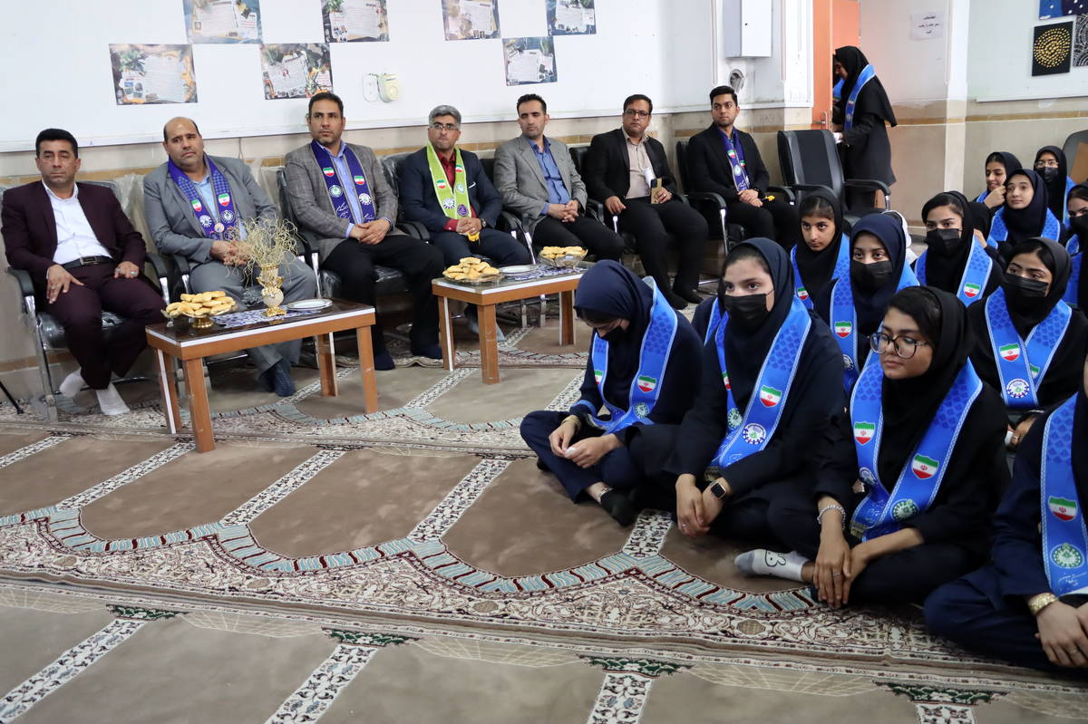 مراسم گرامیداشت سالروز تأسیس سازمان دانشآموزی در هنرستان حضرت مریم (س) برگزار شد