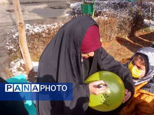 راهپیمایی ۲۲بهمن در شهرستان کاشمر با حضور پر رنگ مردم برگزار شد 