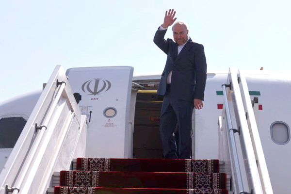 قالیباف فرودگاه کلاله را به مقصد تهران ترک کرد