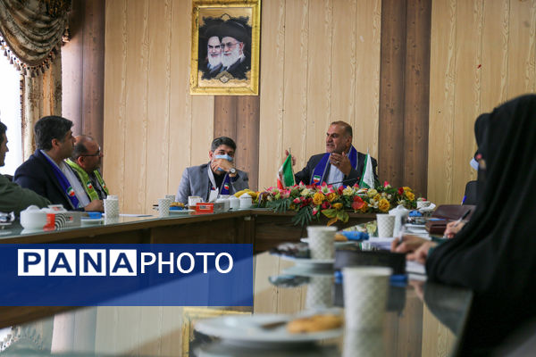 مشاور وزیر در جمع مربیان و اعضای پیشتاز سازمان دانش‌آموزی استان آذربایجان شرقی