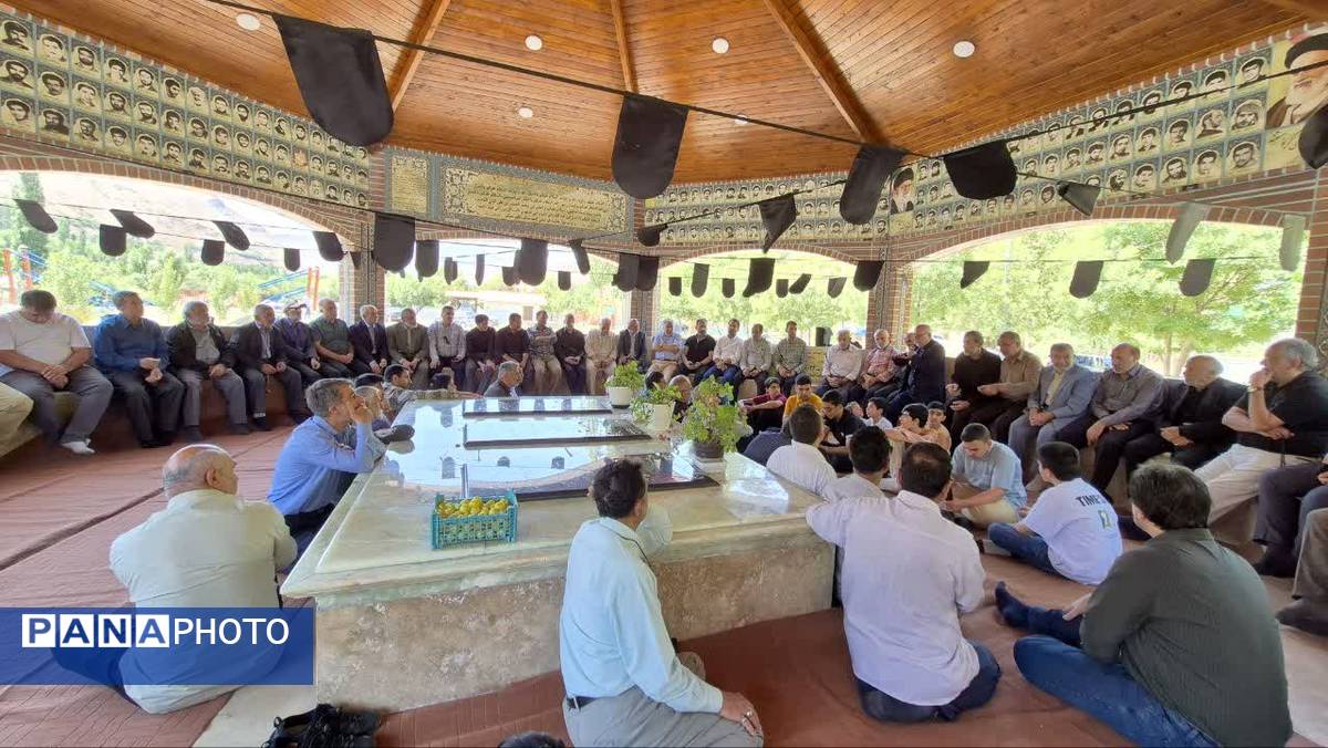 تجدید میثاق قاریان قرآن و اهالی بلده با شهدای گمنام