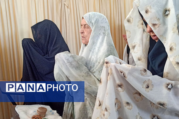 جمعه‌ای به رنگ ایمان؛ مسجد جامع لبریز از عطوفت و معنویت