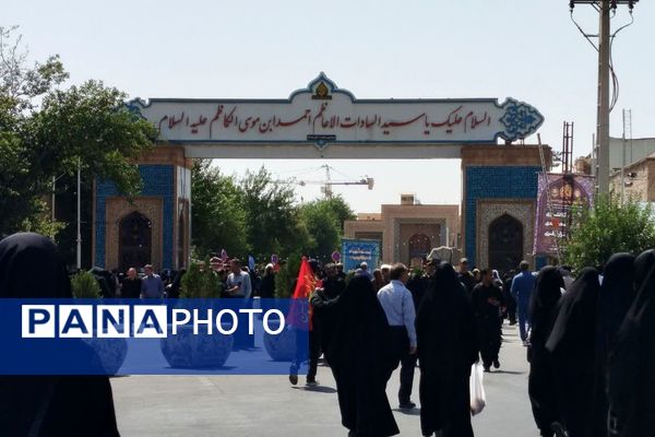 اربعین است و جهان یکسره هیأت شده است